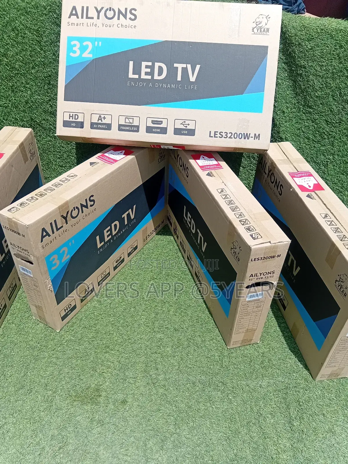 Les3200w-M Ailyons 32"Tv DVB-T2/S2