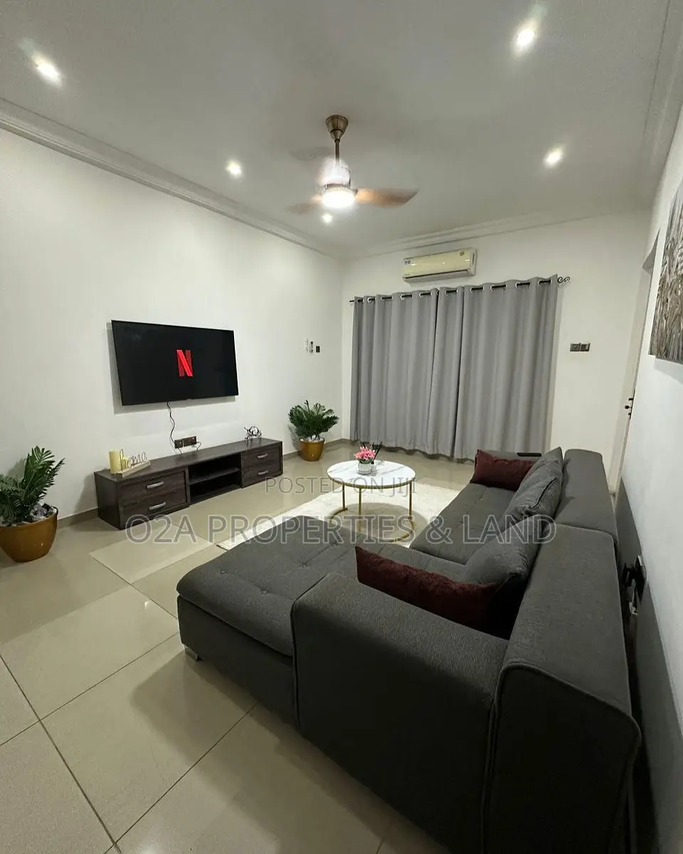 Furnished 3bdrm House in Community 25,, Sakumono for sale