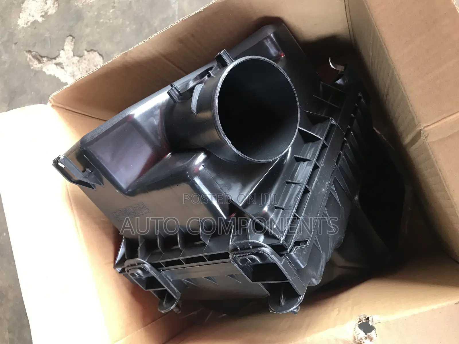 Rav4 2019, 2020, 2021, 2022 Air Cleaner Box With an Element