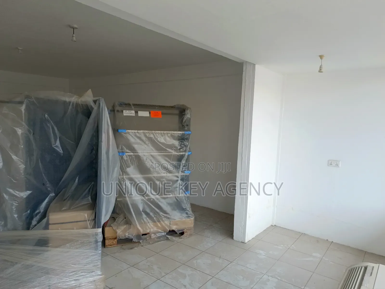 Shop to Let in Spintex