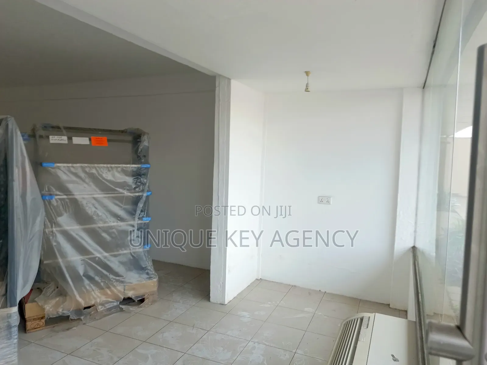 Shop to Let in Spintex