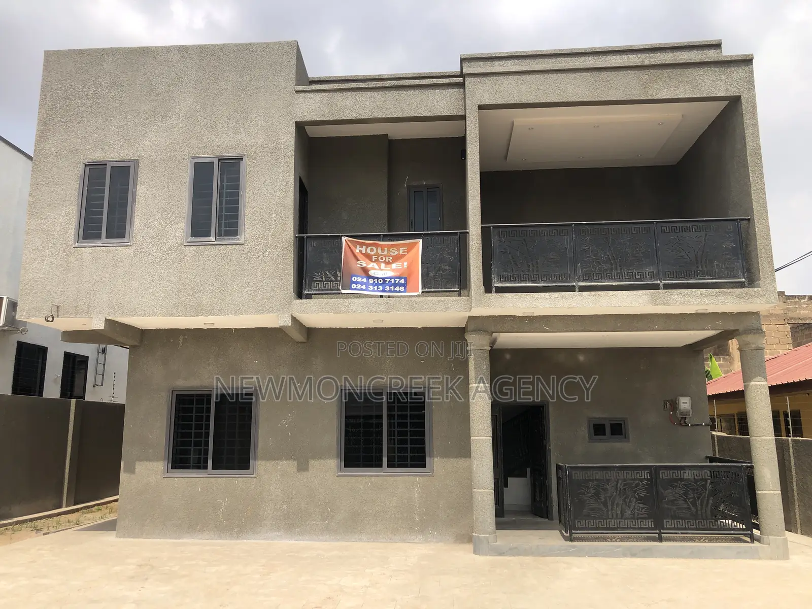 4bdrm Duplex in East Legon Ips, Accra Metropolitan for sale