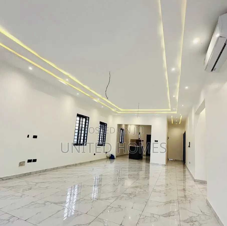 3bdrm House in Adenta for sale