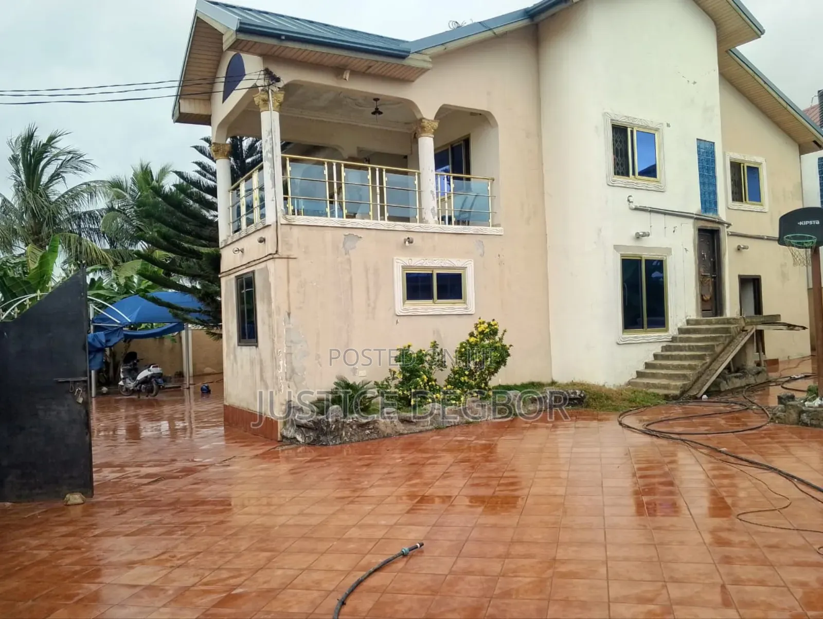 8bdrm House in Bestchoice, Accra Metropolitan for sale