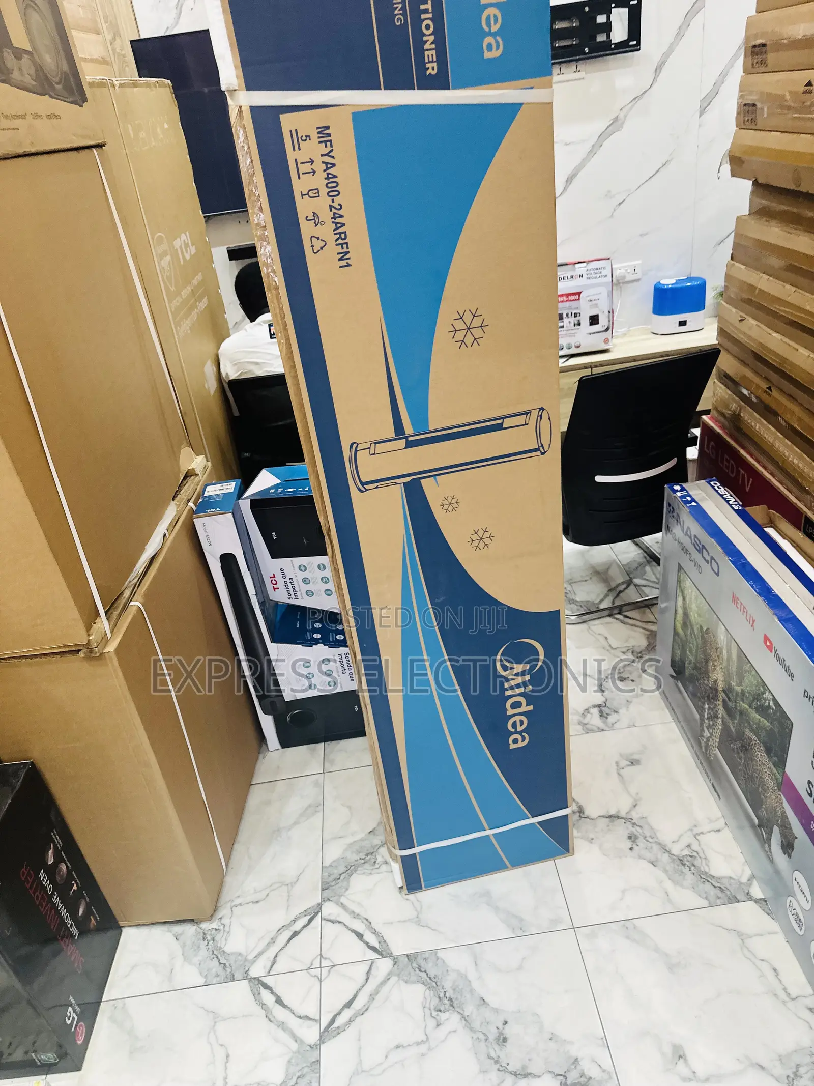 Midea Air Conditioner Design Rounded Split Floor 2.5hp