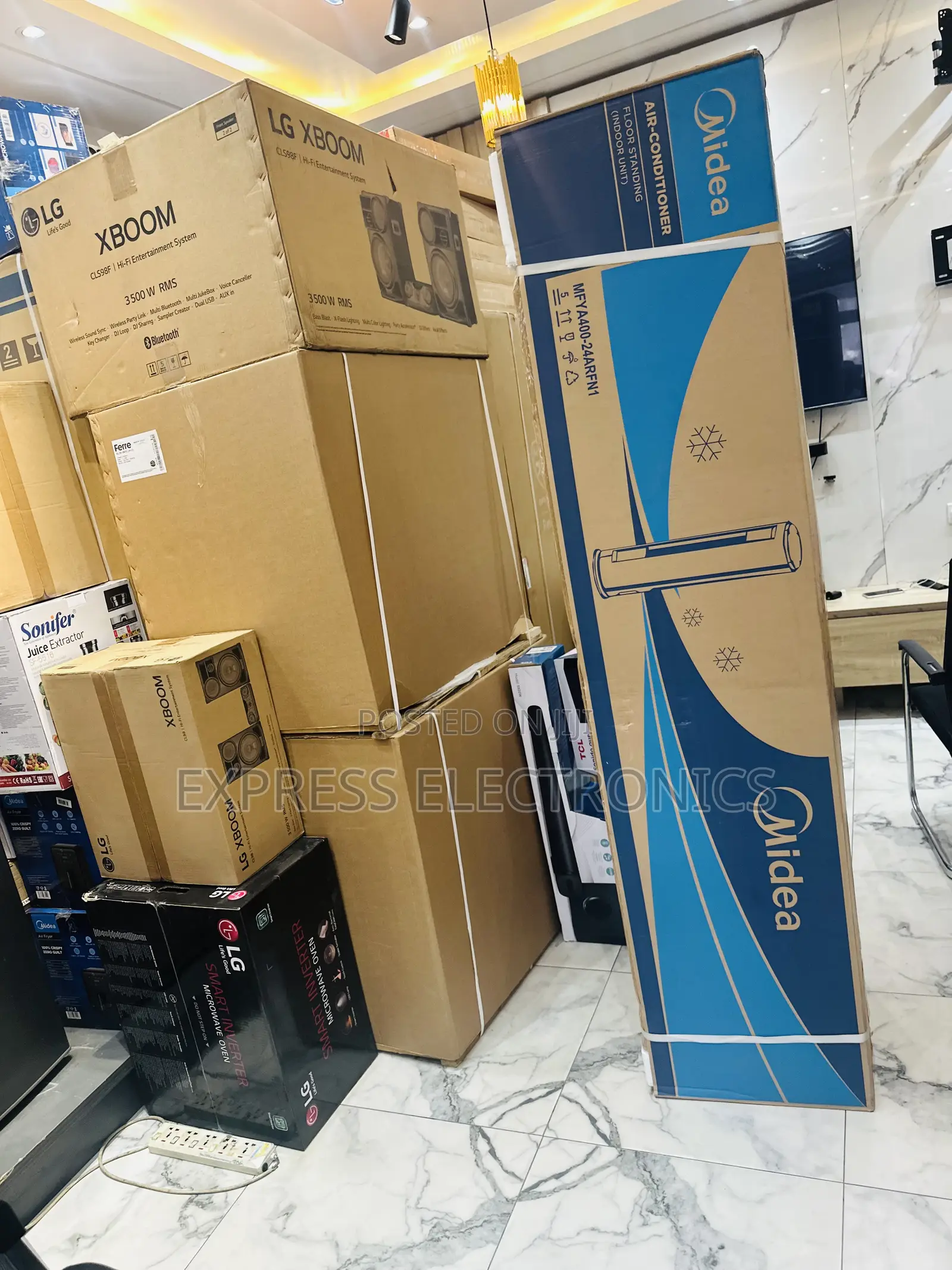 Highly Recommended Floor Rounded Shape Midea 2.5hp