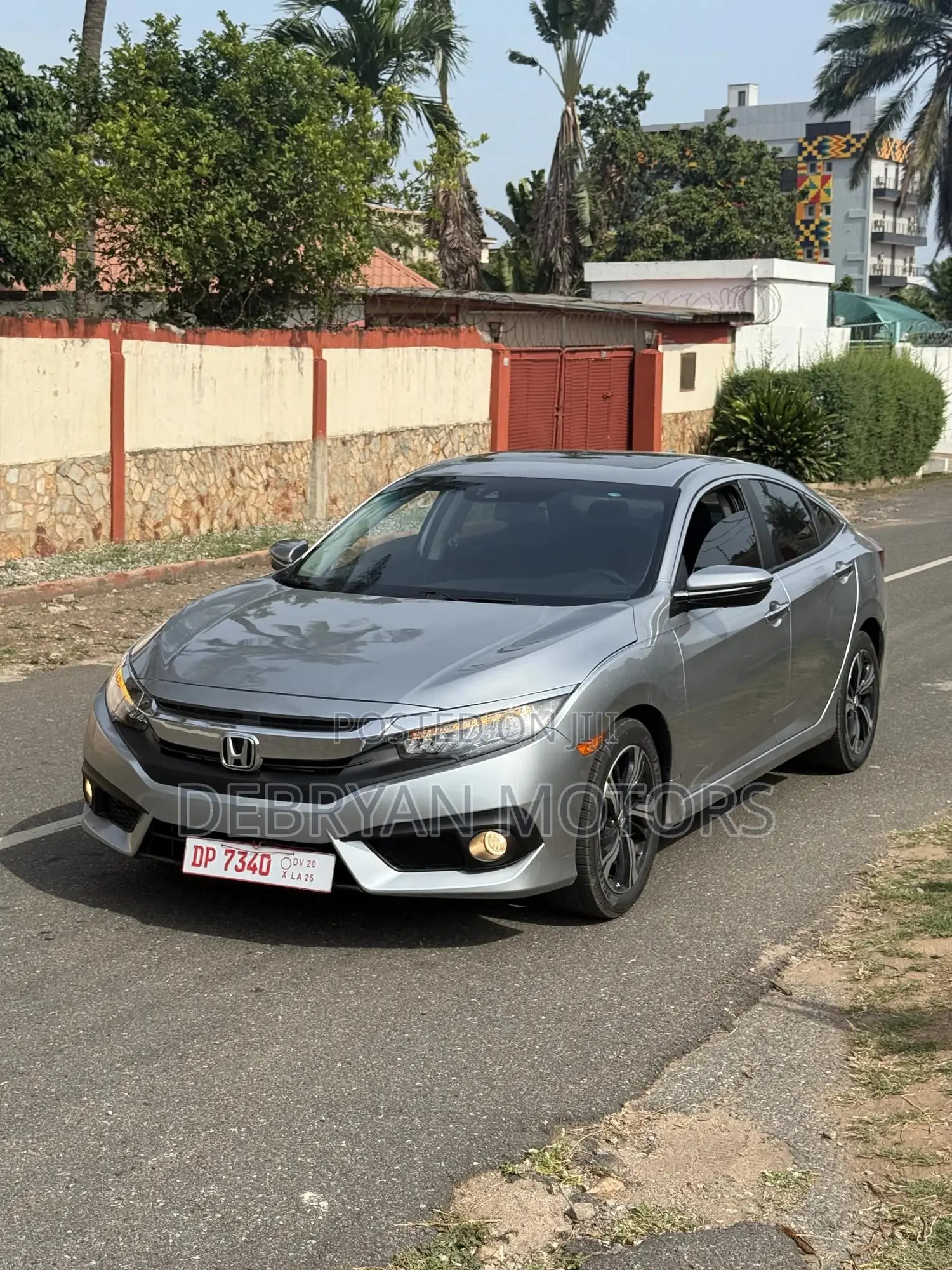 Honda Civic Touring 4dr Sedan (1.5L 4cyl) 2017 Silver