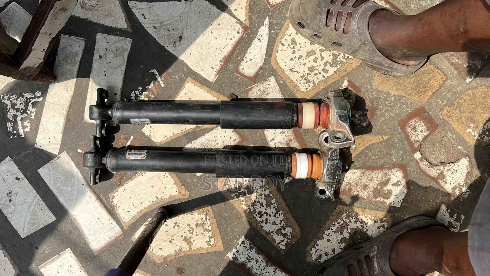 Ford Fusion :2013 to 2017 Back Shocks