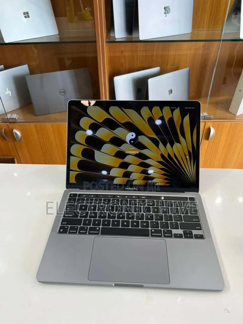 Laptop Apple MacBook Pro 2020 8GB Apple M1 SSD 256GB