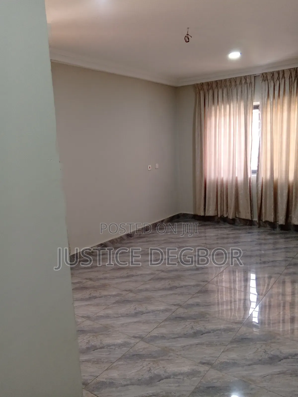 5bdrm House in Accra Metropolitan for sale