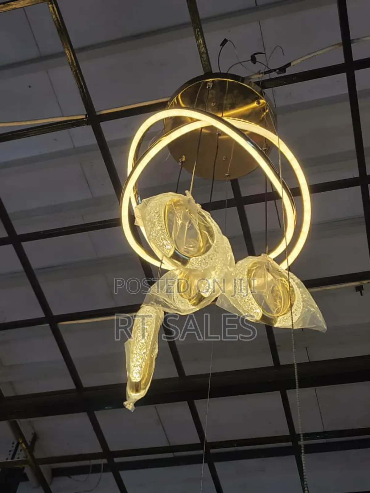 New Warm Amd White Chandelier Light
