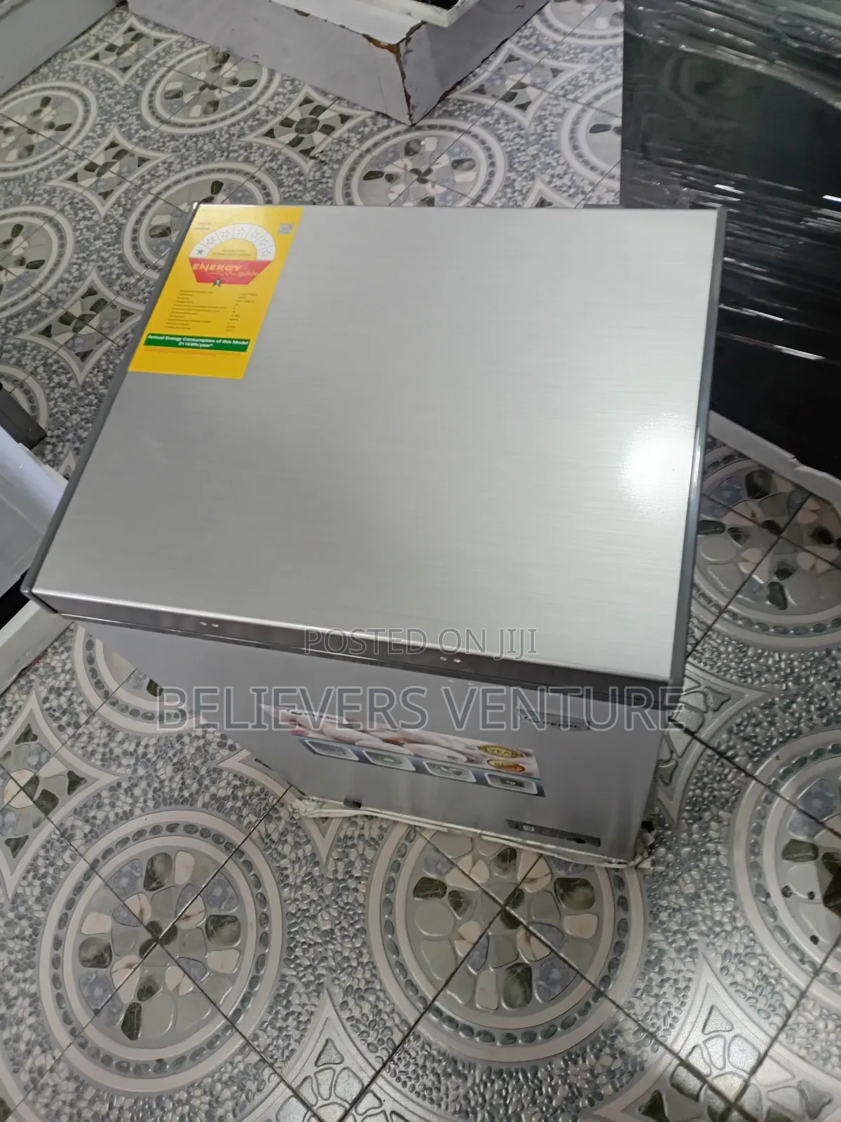 98l Spacious Chest Freezer Pearl Chest Freezer Pearl
