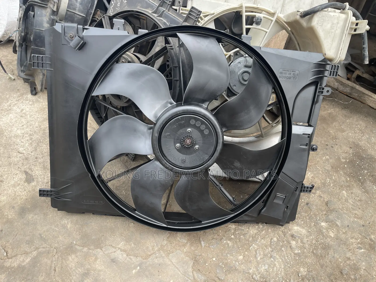 Mercedes Benz C250/C300 Fan