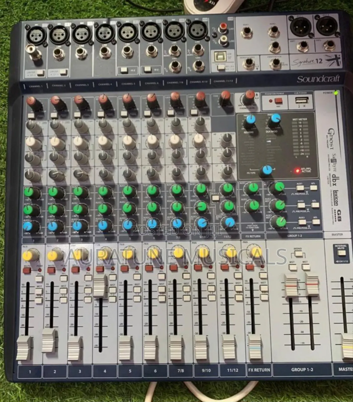 Soundcraft Signature 12 Analog Mixer