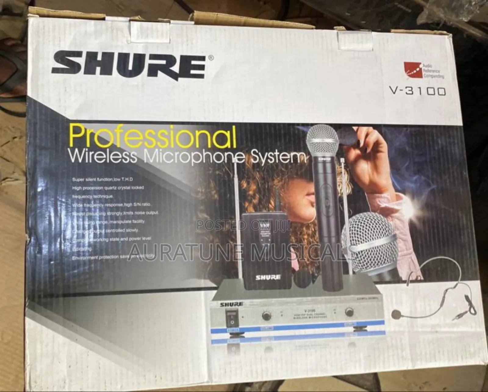 Shure v-3100 Professional Wireless Microphone With Lapel