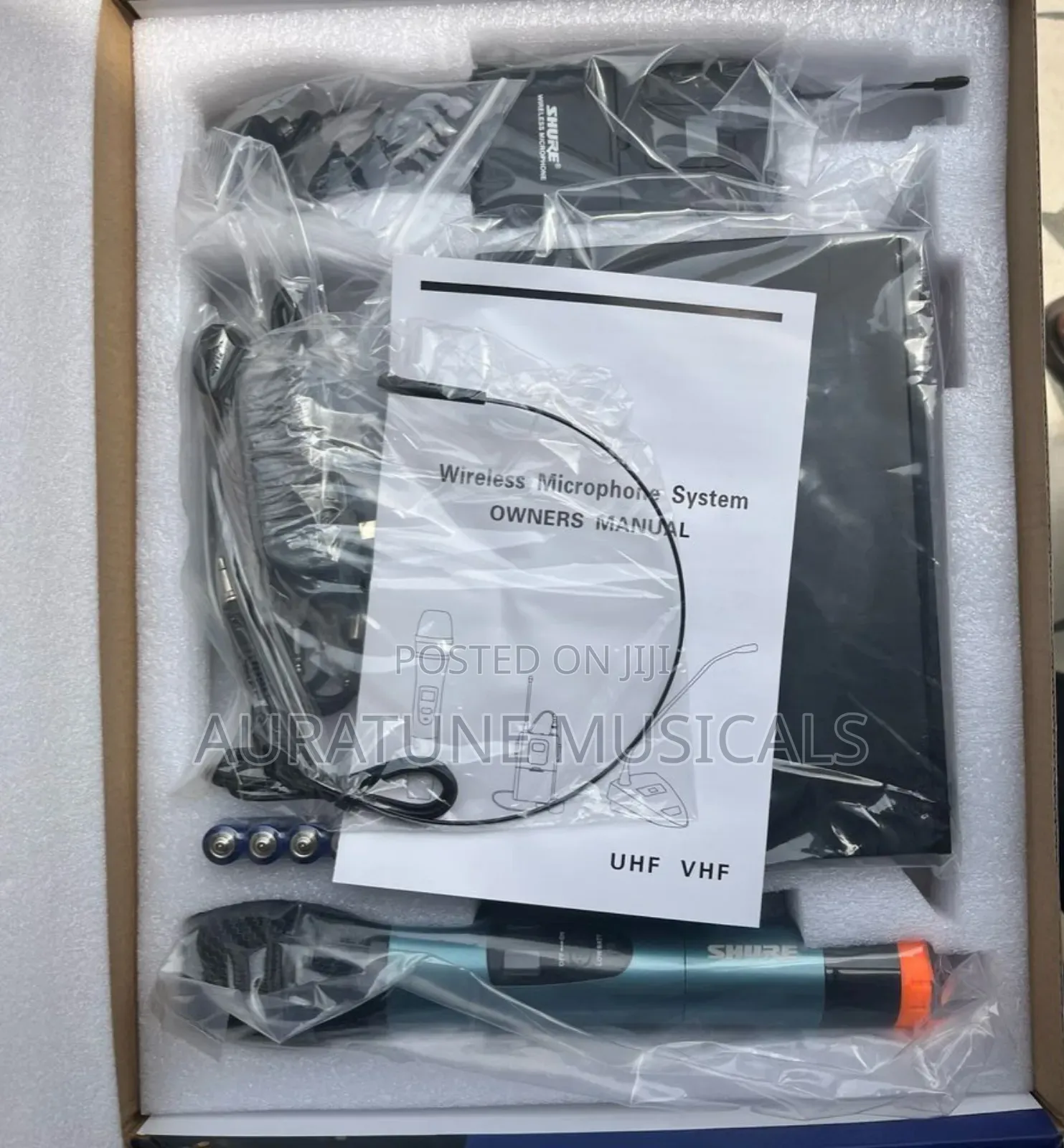 Shure Ut282 Lapel and Hand Microphone