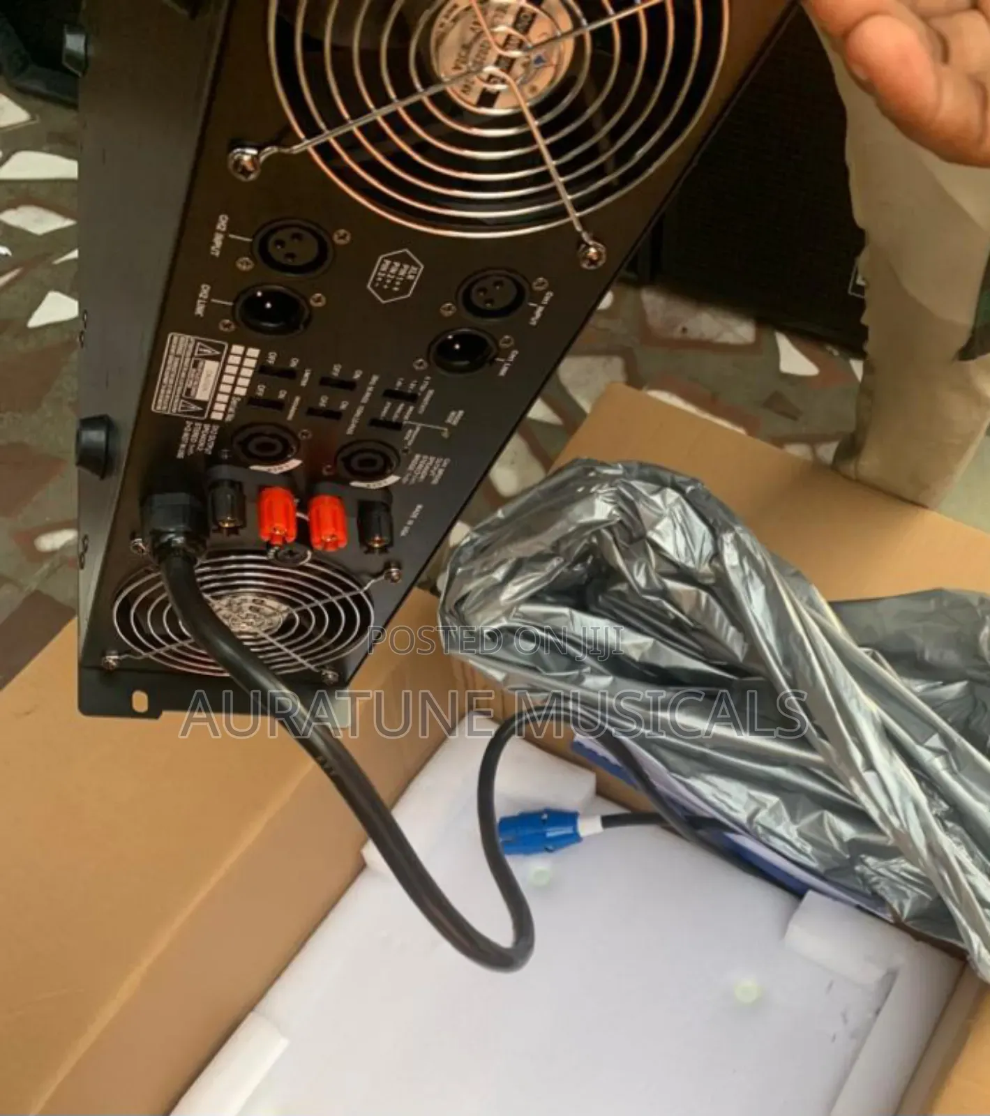 Electro-Voice Ev E7300 Stereo Power Amplifier