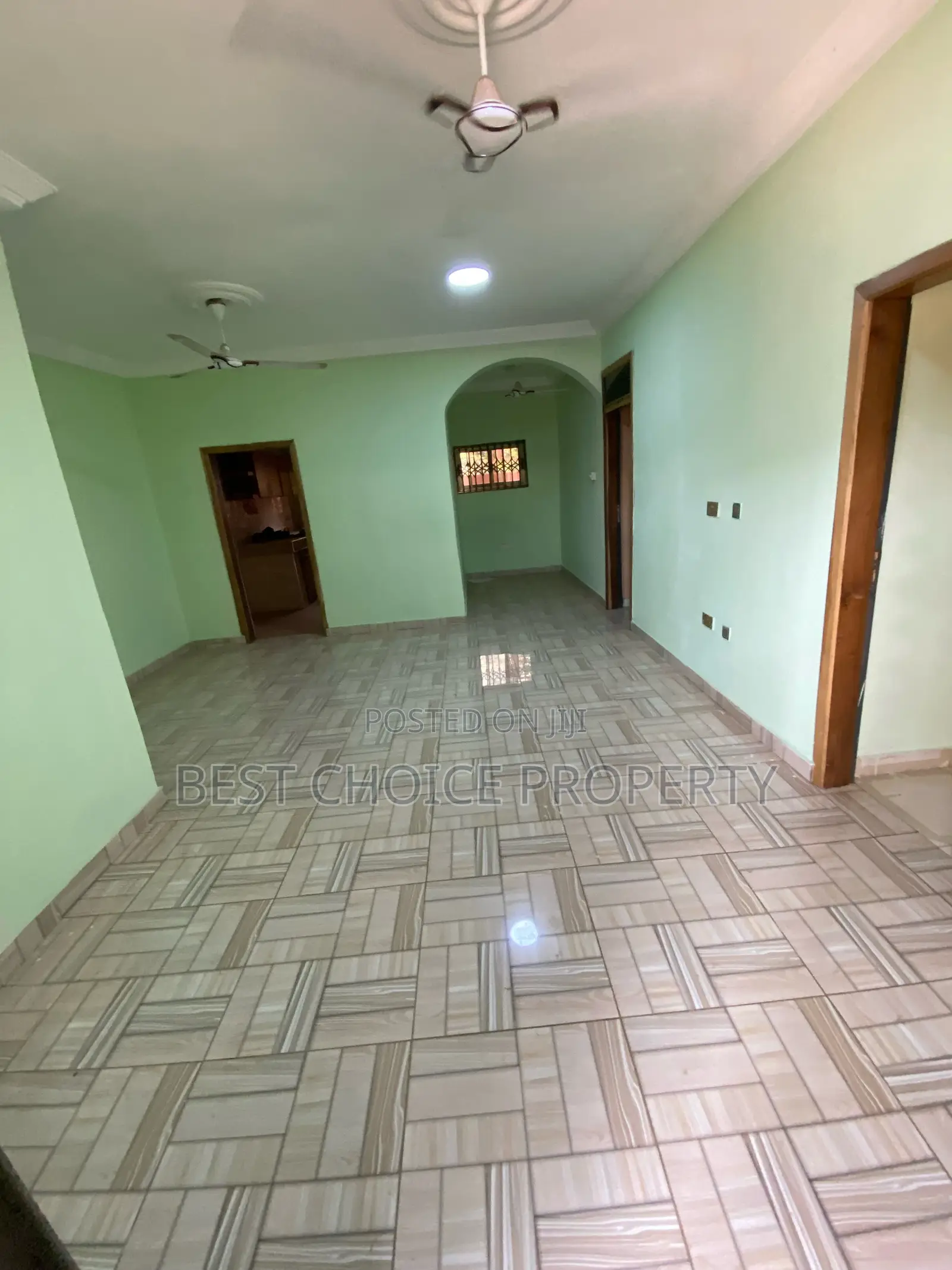2bdrm Apartment in Amenhia Tolboot, Adenta for rent