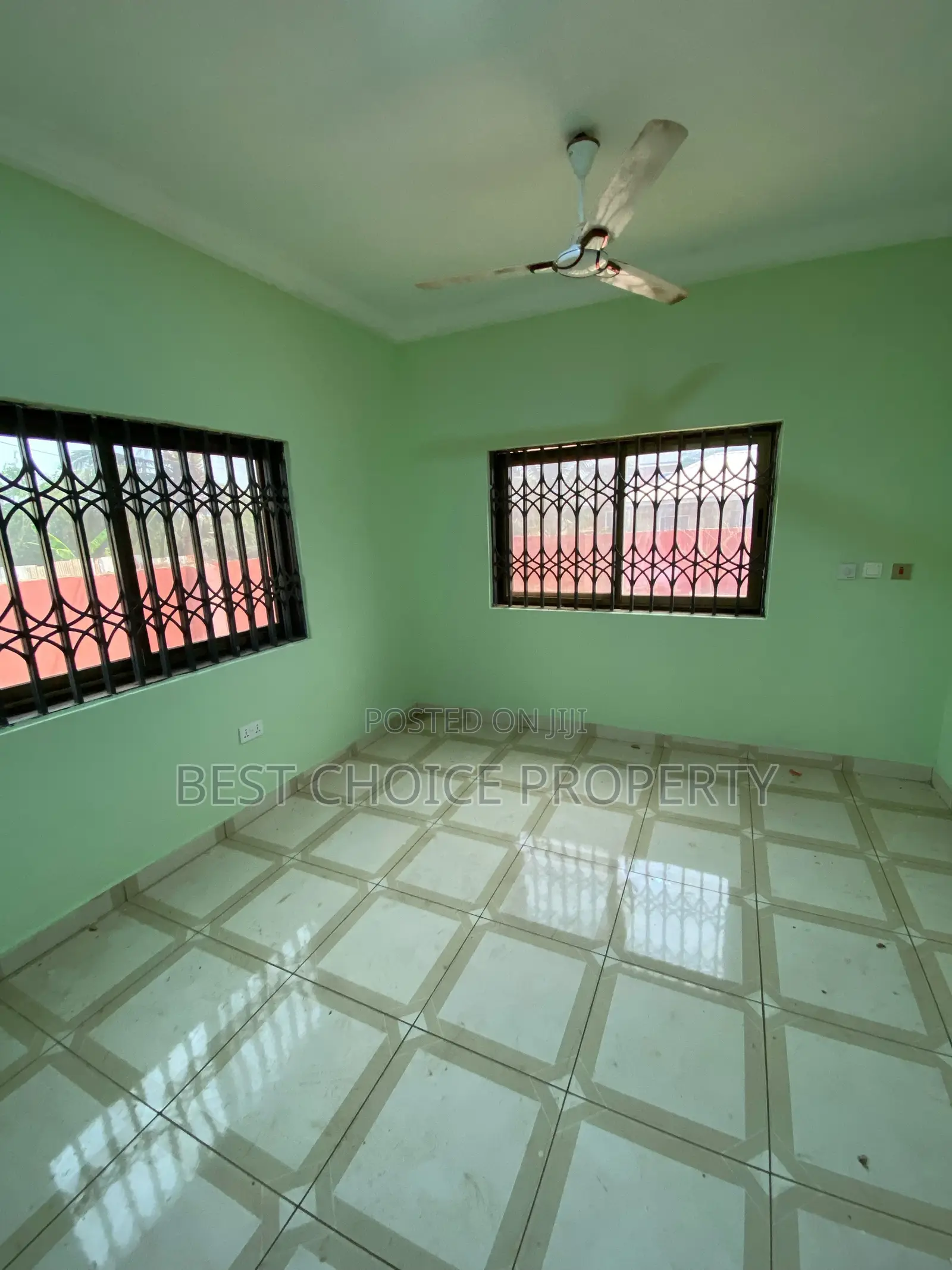 2bdrm Apartment in Amenhia Tolboot, Adenta for rent