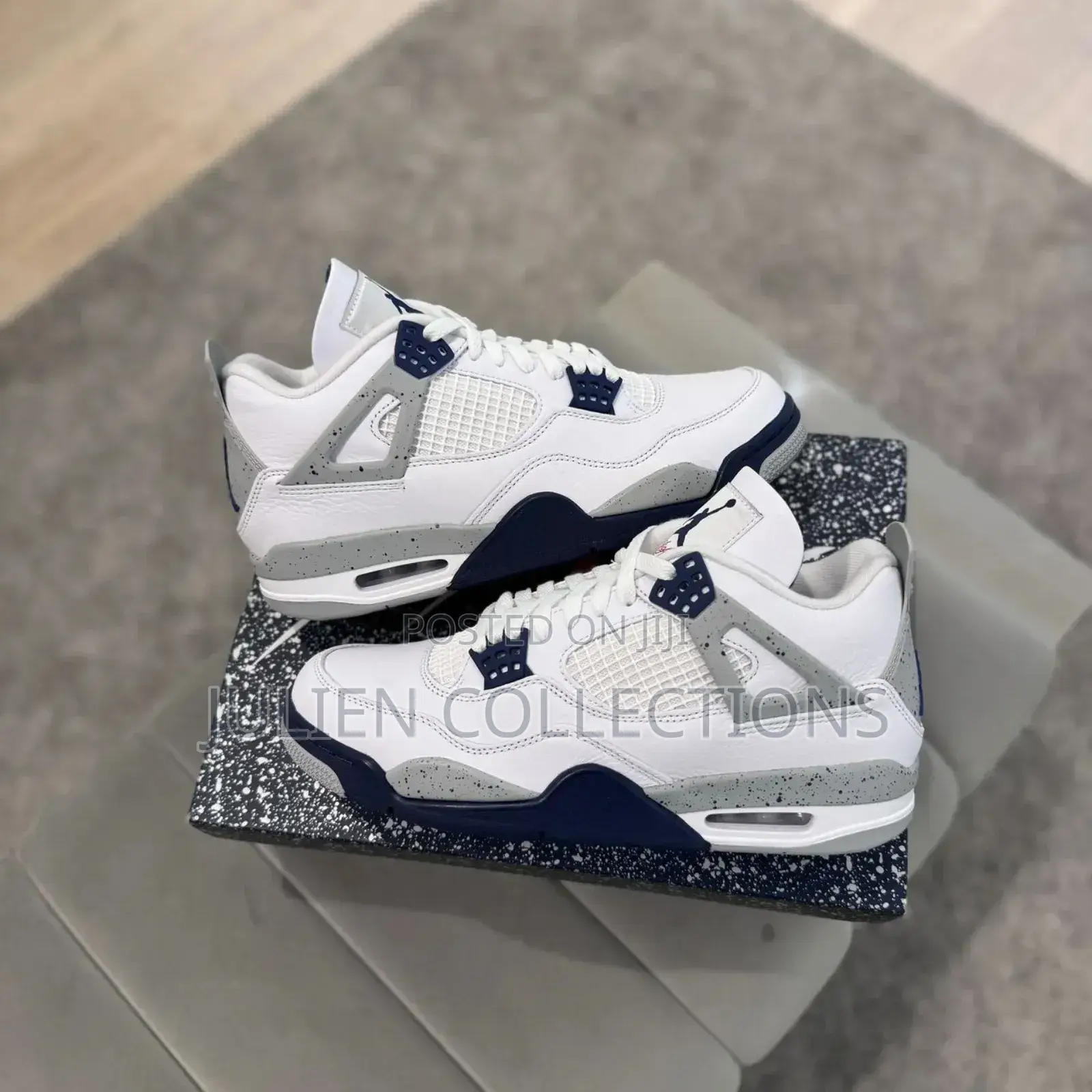 Jordan Retro 4 Oreo White and Blue
