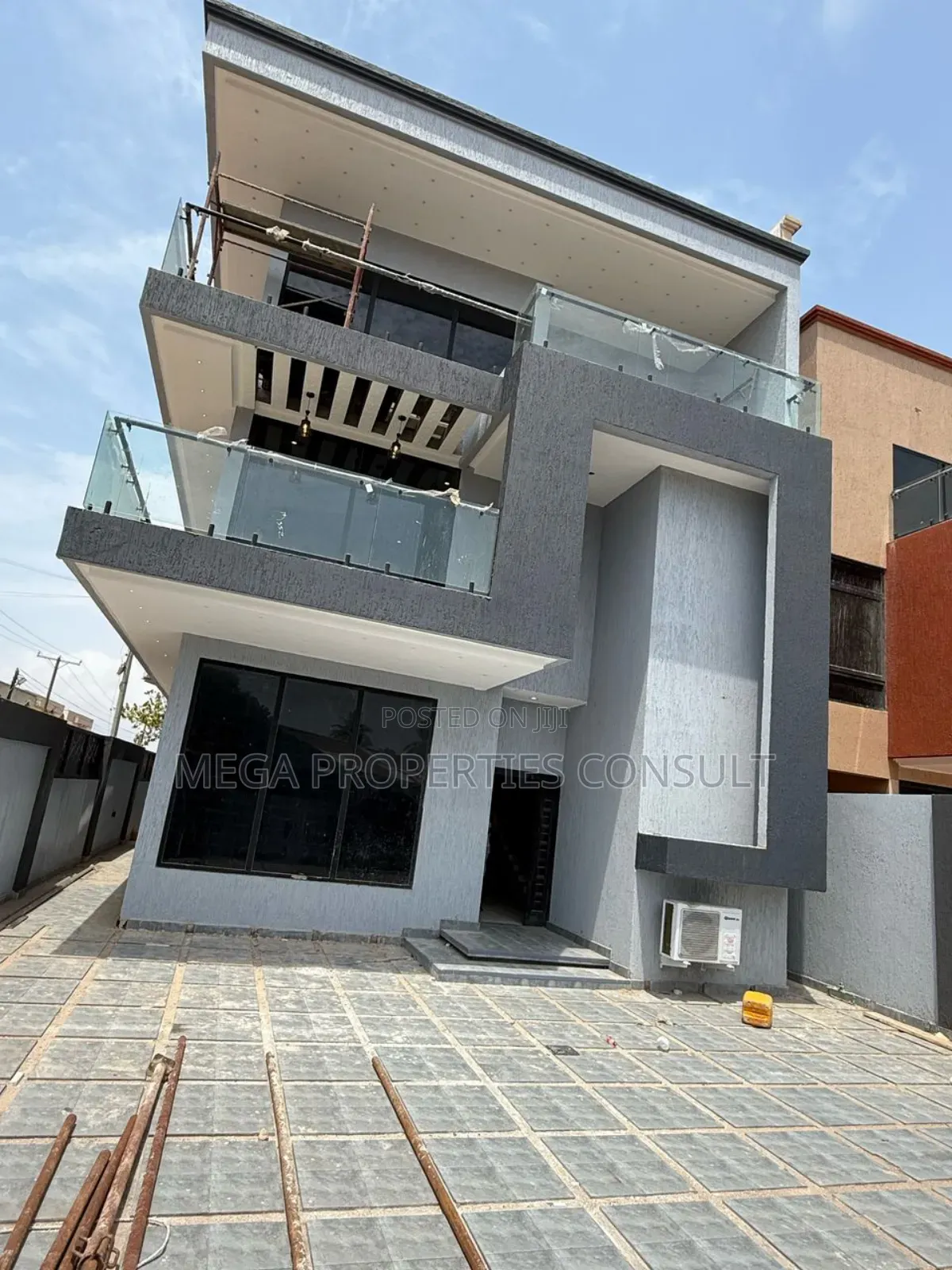 5bdrm House in Lartebiokoshie for sale