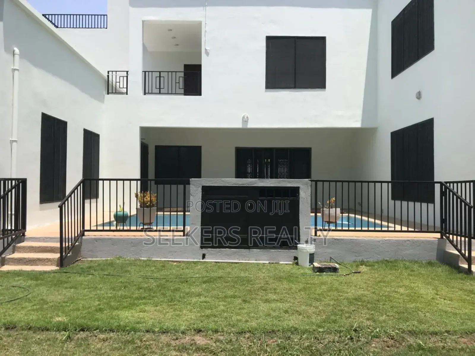 5bdrm House in Seekers Realty, Cantonments for rent