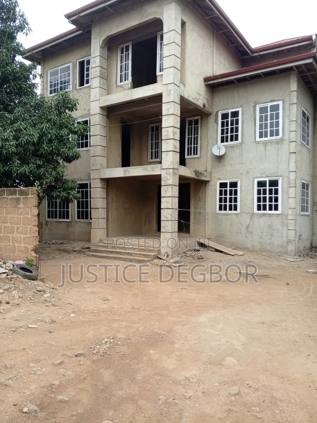 10bdrm House in Bestchoice Property, Sowutwuom for sale