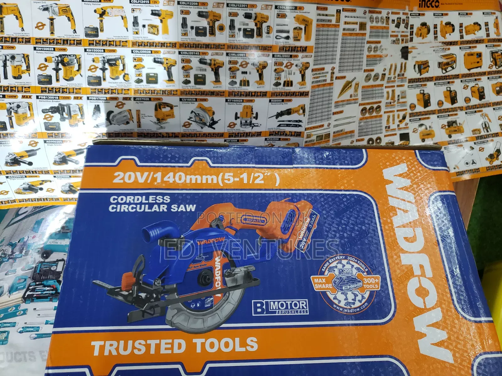 Wlwp5631. Wadfow Cordless Circular Saw 51⁄2 " 20v