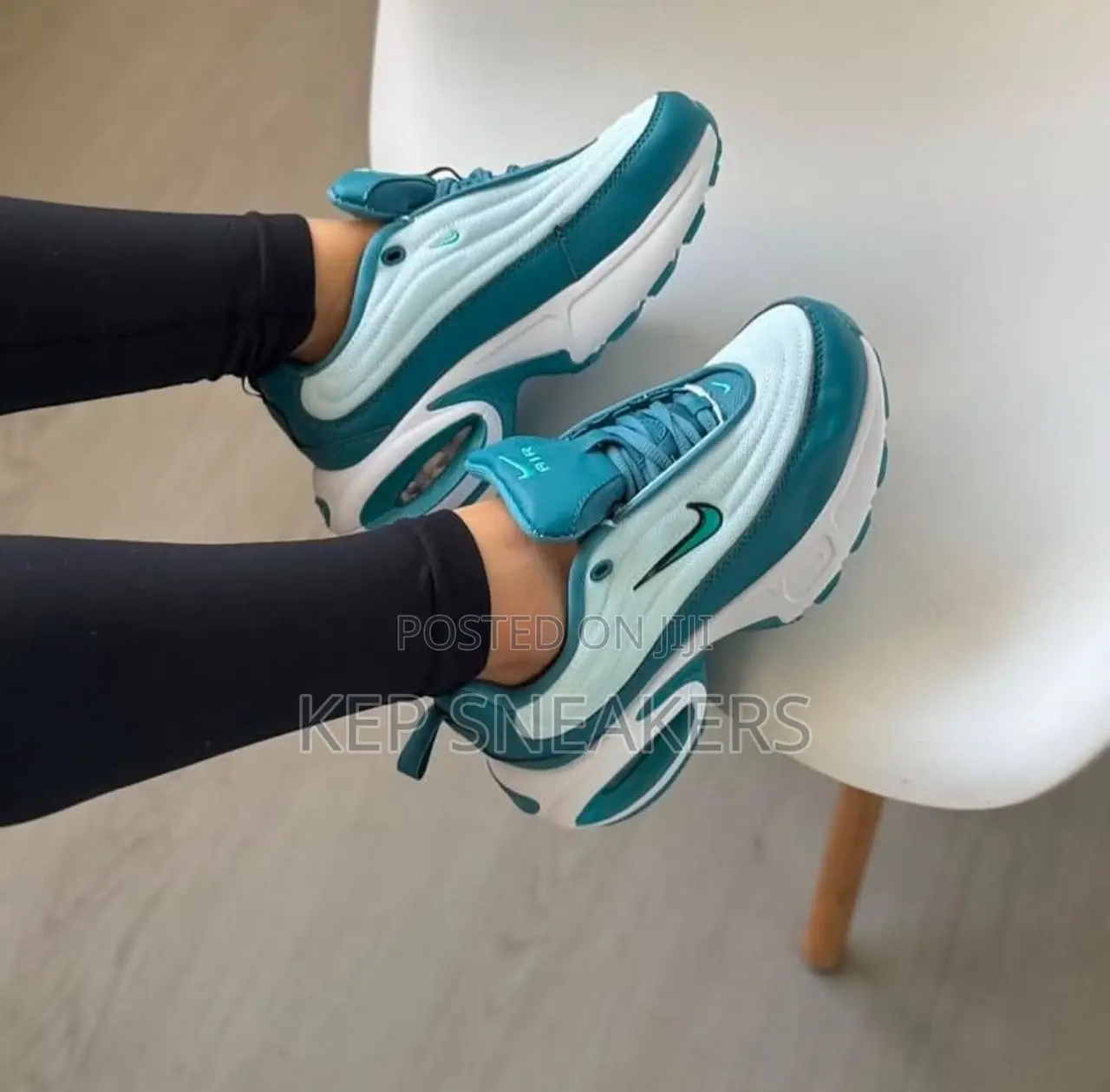 Airmax Portal “Blue Light”