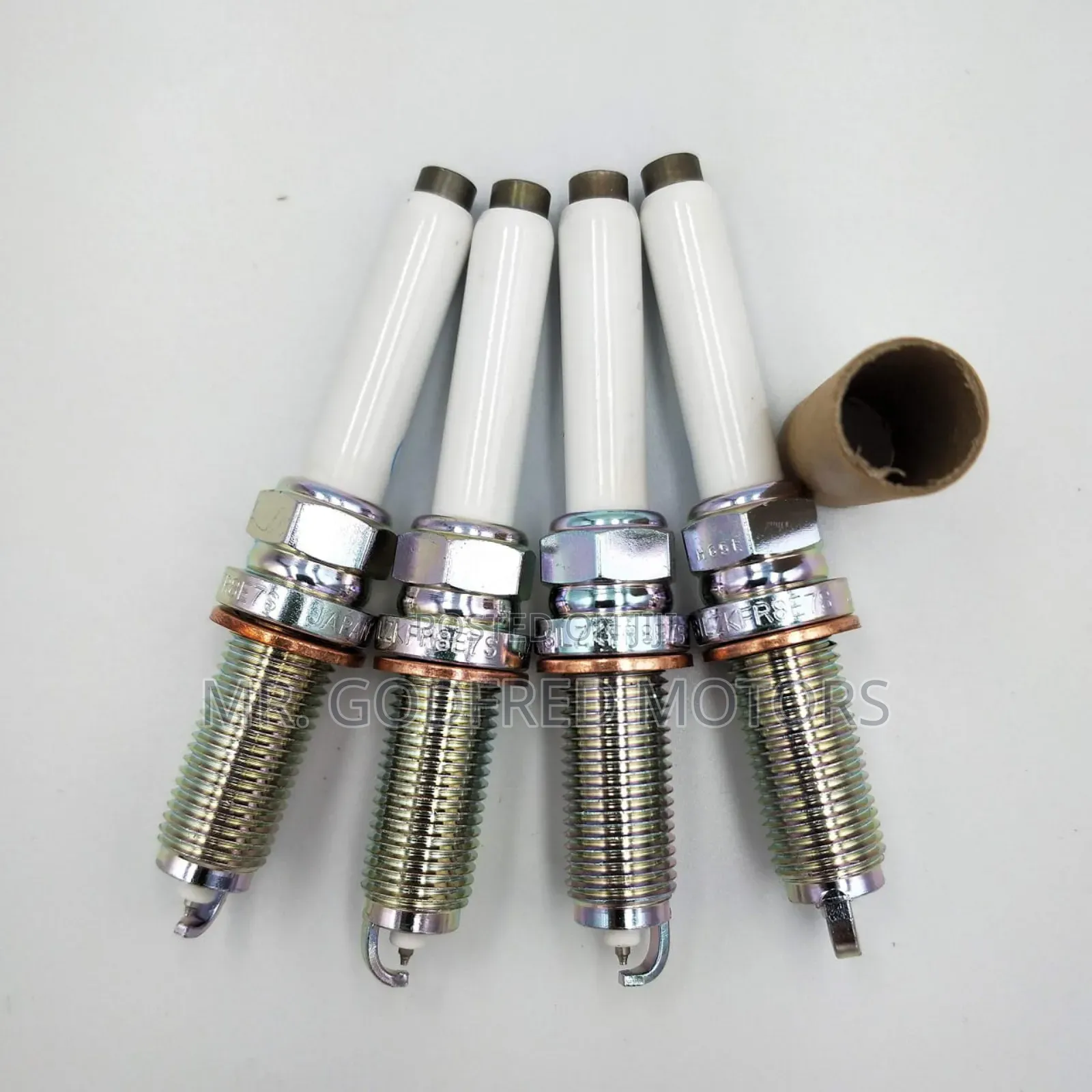 Mercedes Benz C300 2014- 15 Spark Plugs. Original.
