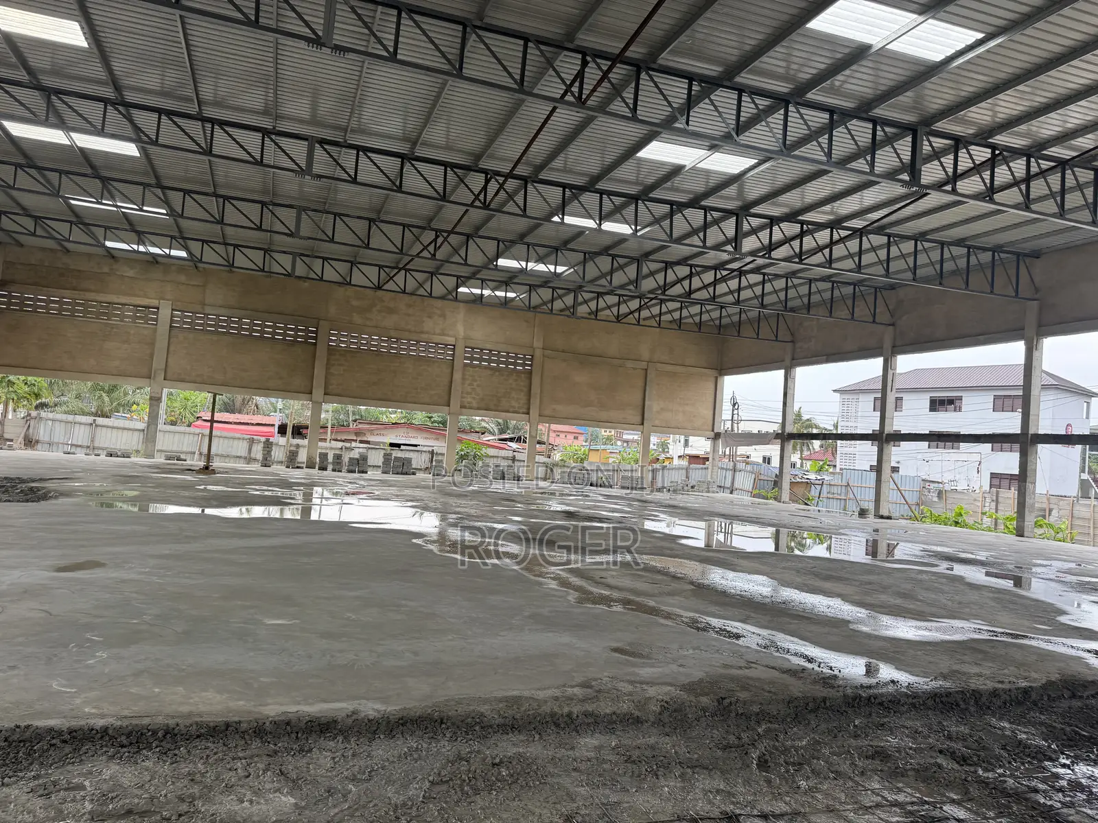 1750 SQM Warehouse for Rent at Tesano