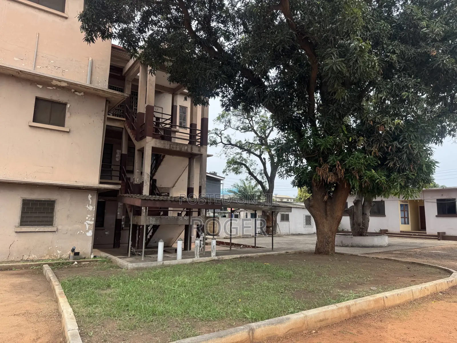 1acre Land With an Apartment for Sale at Tesano