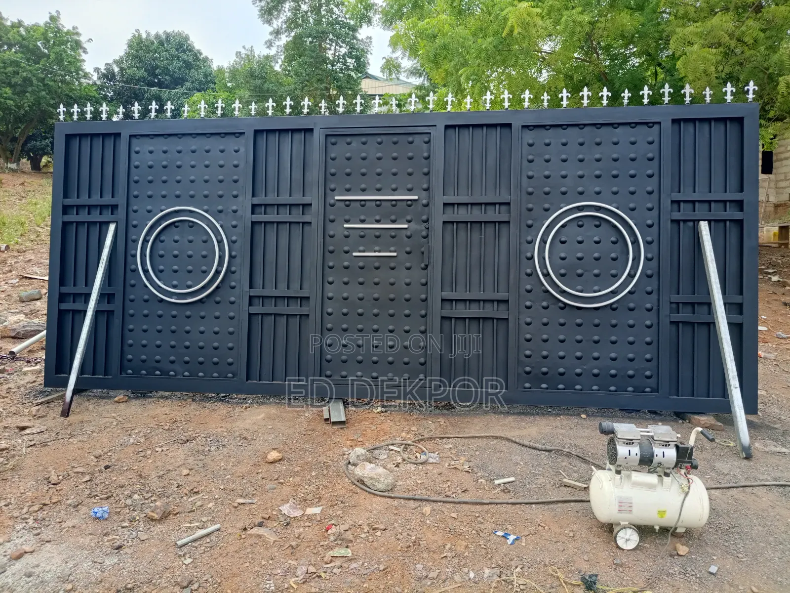 Fantastic Metal Gate