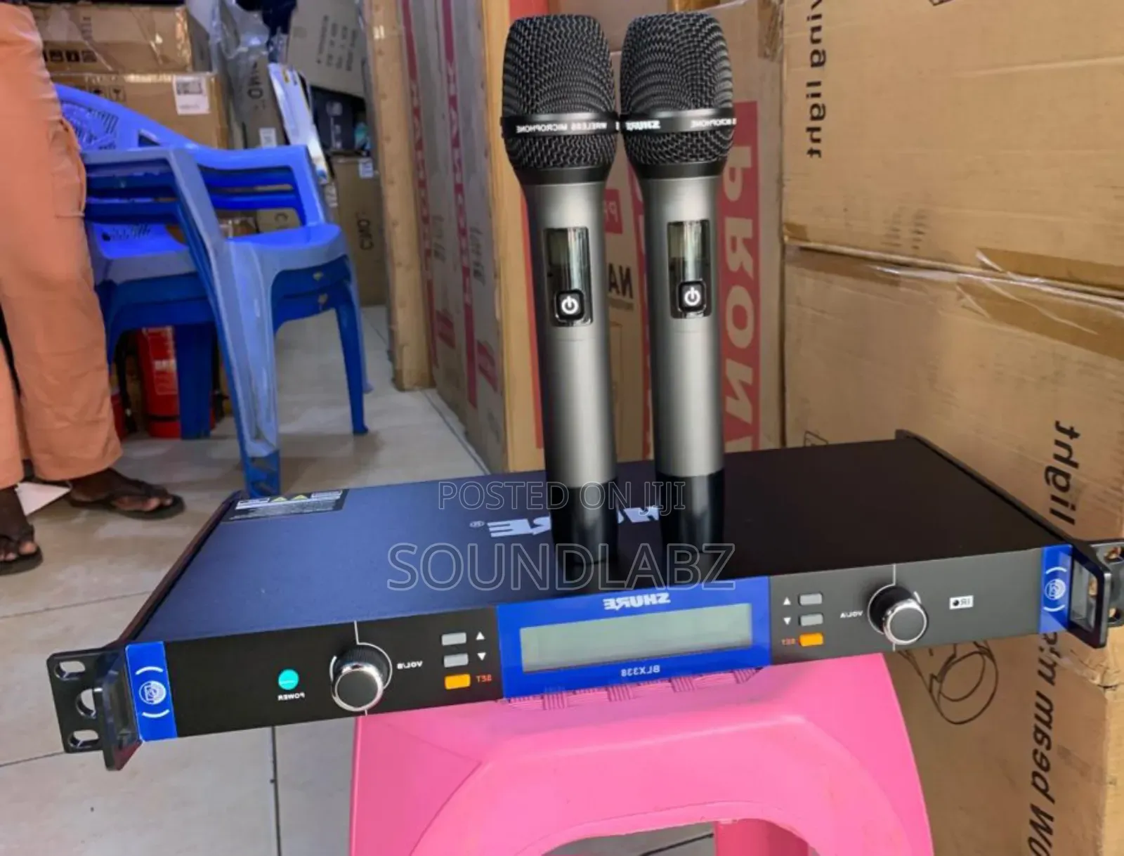 Shure BLX 388 Dual Wireless Professional Microphone