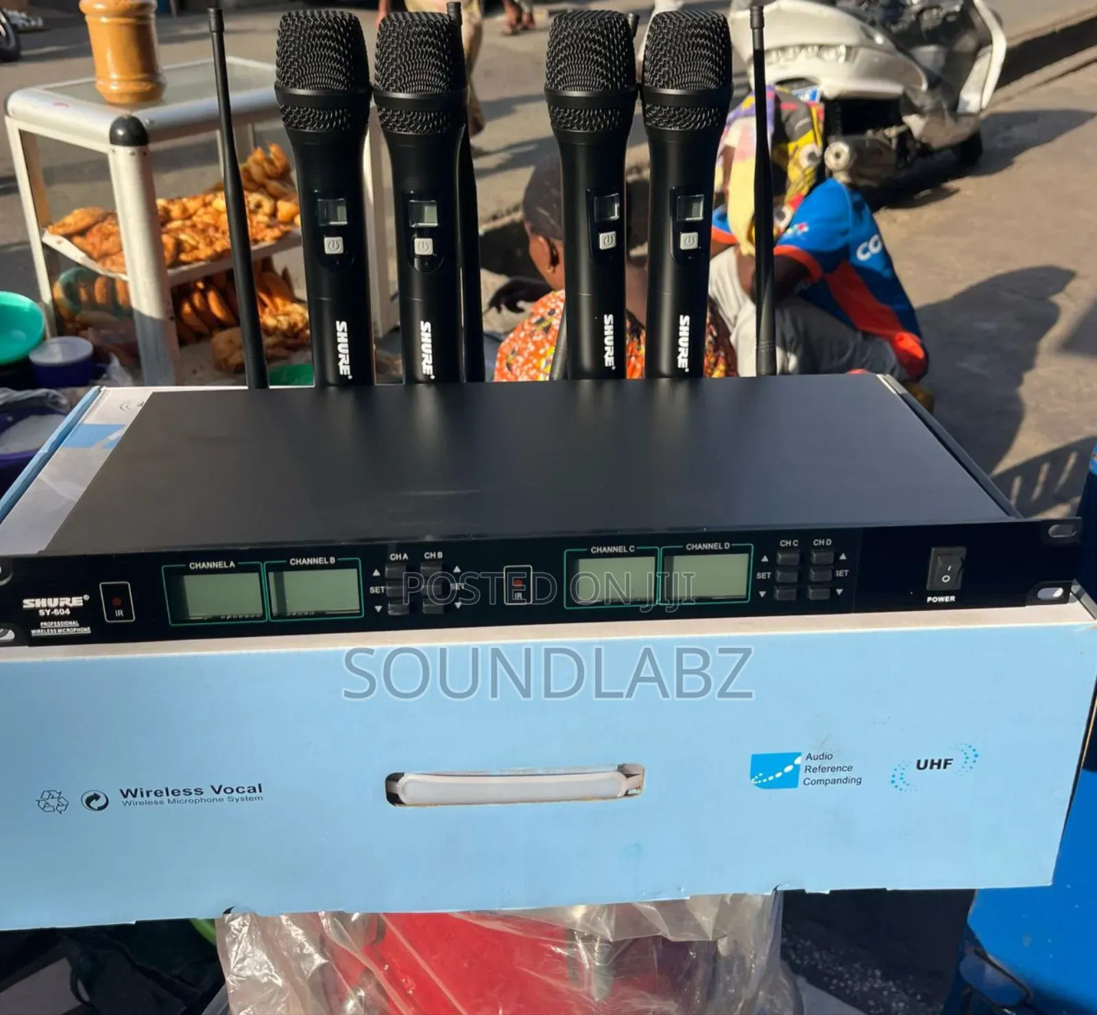 Shure Sy-604 Professional Dual Wireless Microphone