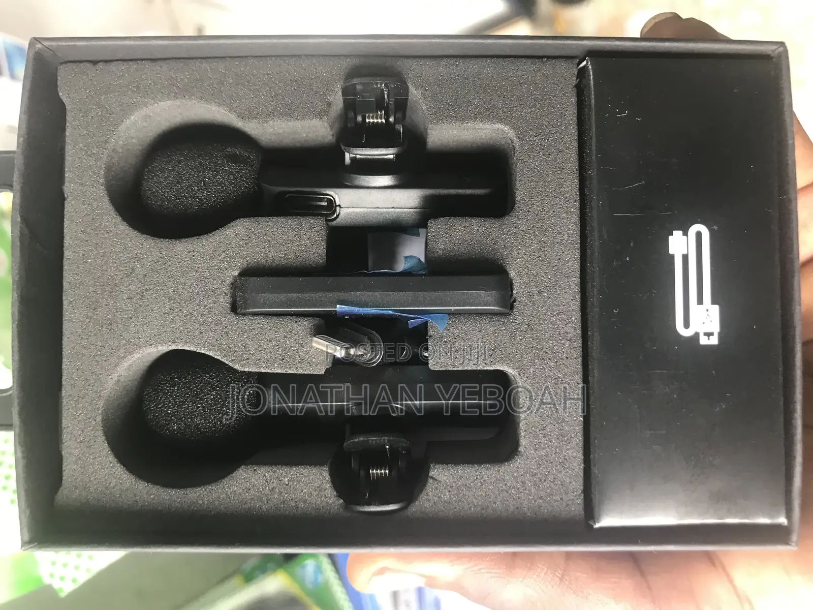Lapel Wireless 3-in-1 Microphone for All Phones