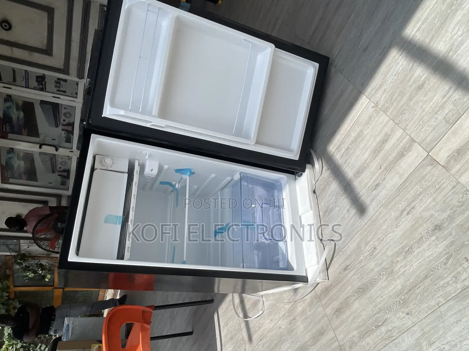 Freestanding 80liters (Black )Pearl Table Top Refrigerator