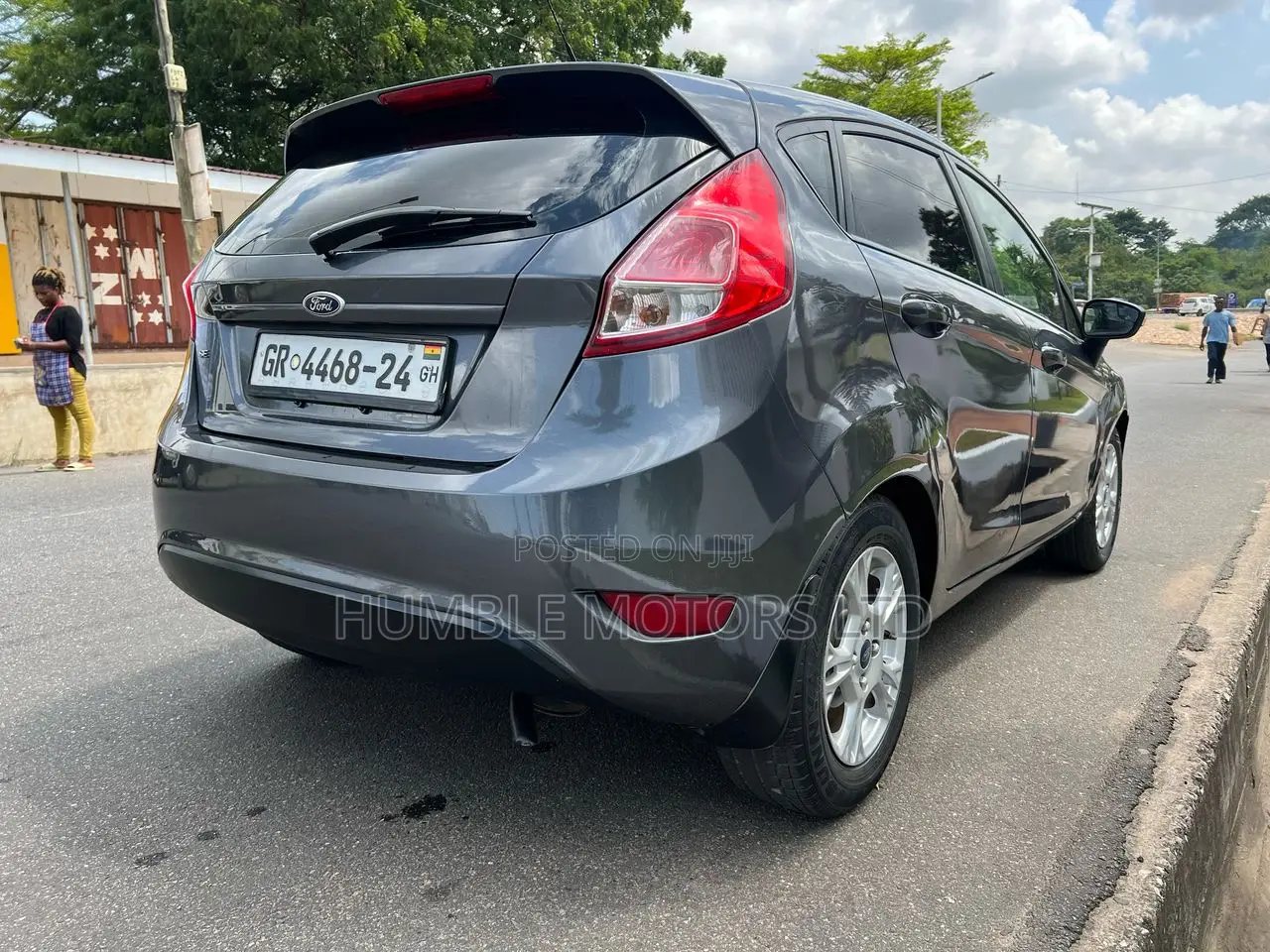 Ford Fiesta 2015 Gray