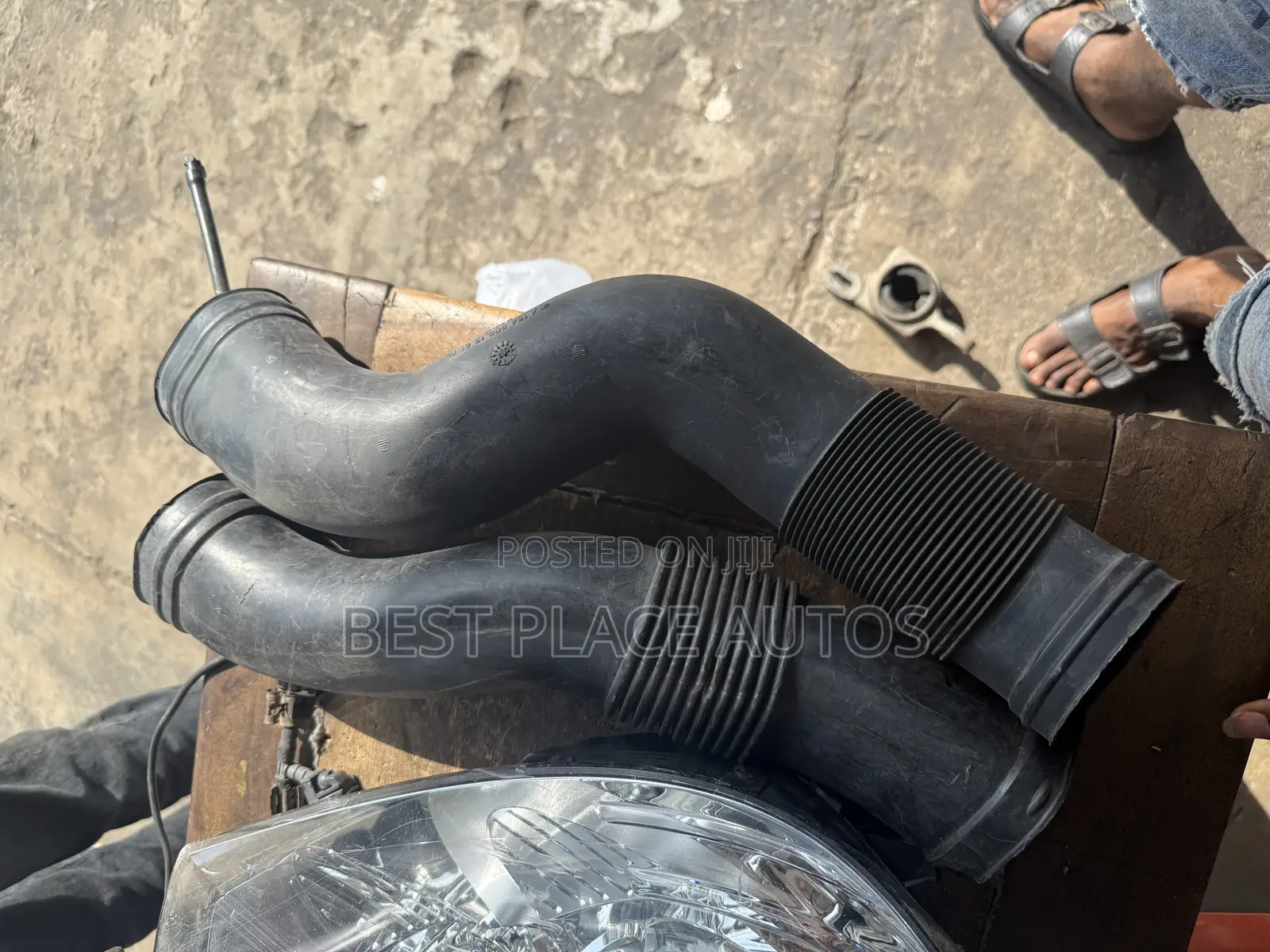 Mercedes Benz Gl V8 Air Hose