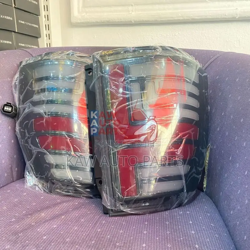 2006,2008,2010,2017,2018,2019,2020 Tail Light for Mitsubishi Pajero