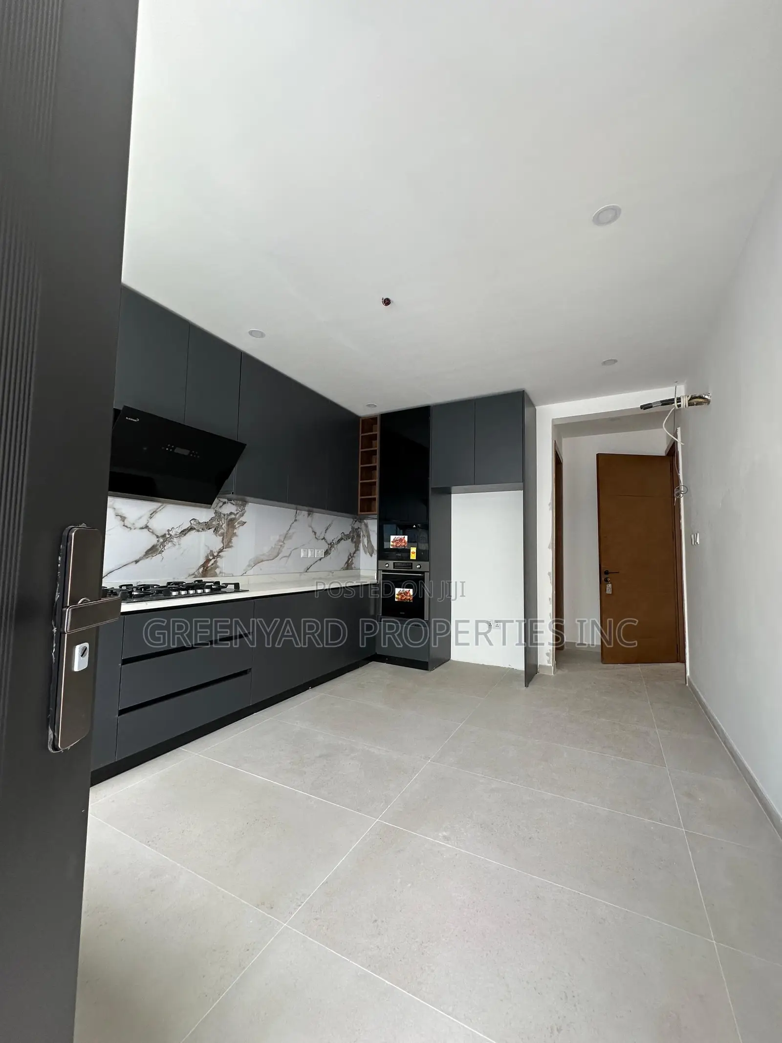 5bdrm House in Spintex for sale