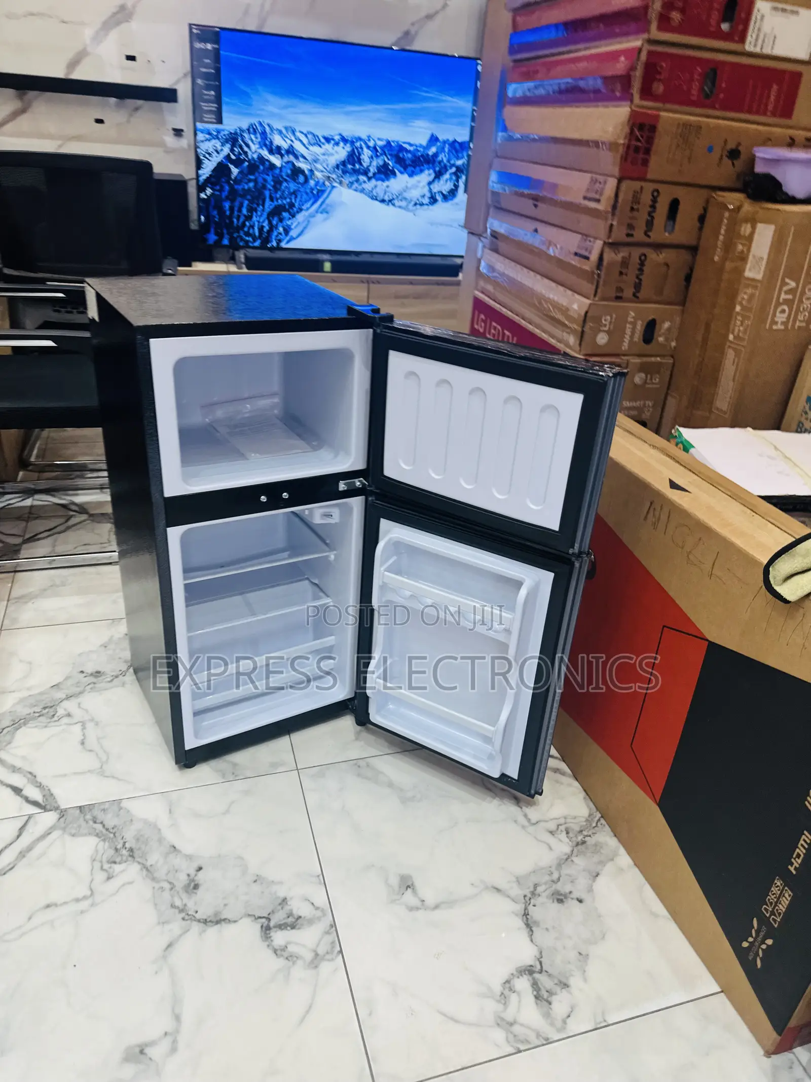 Double Door Fridge Grey Color Pearl Table Top 