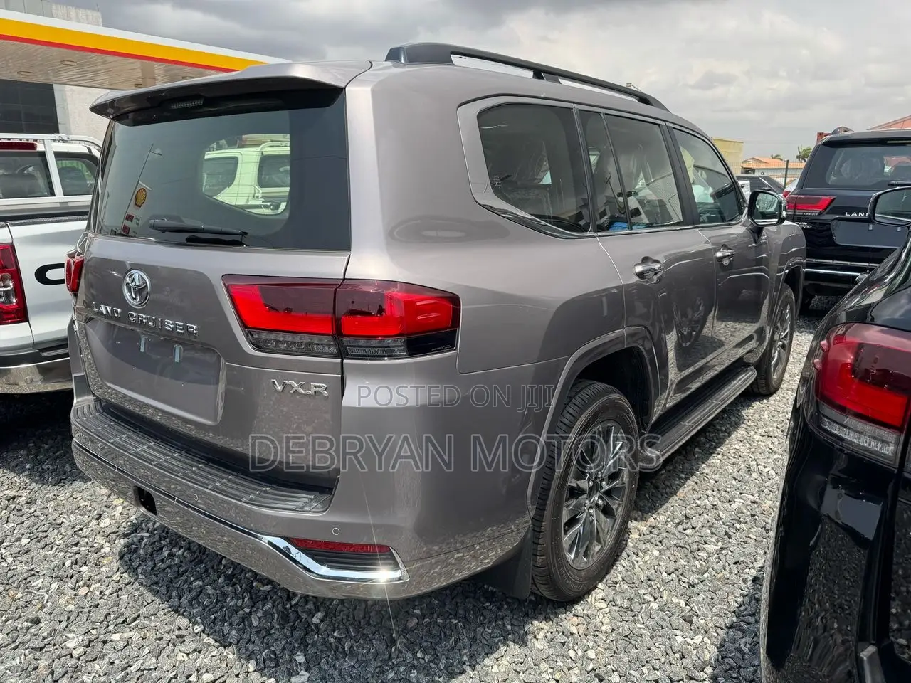 New Toyota Land Cruiser 2024 Silver
