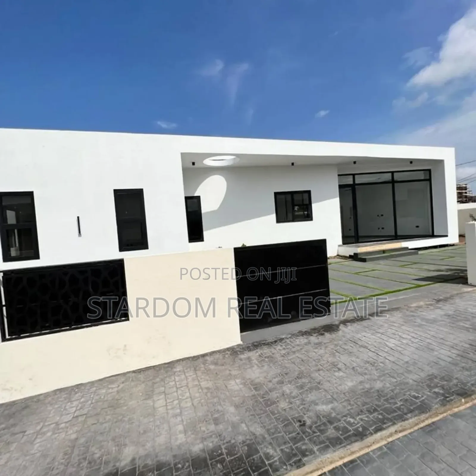 3bdrm Duplex in Ashaley Botwe for rent