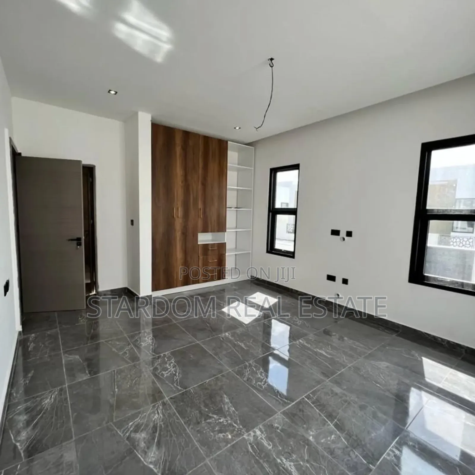 3bdrm Duplex in Ashaley Botwe for rent