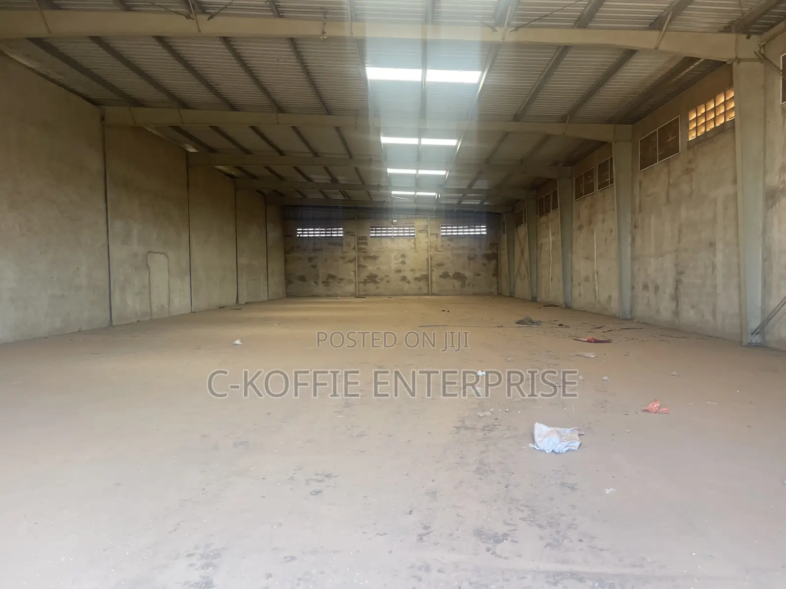 900 SQM Warehouse With Offices at Tema for Rent