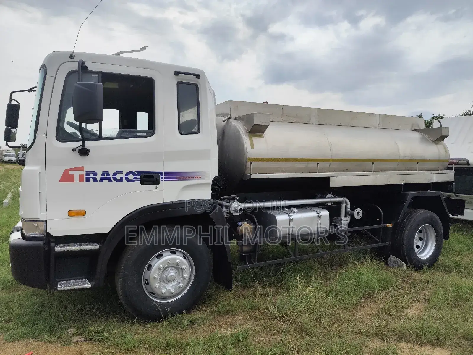 New Arrival. Heavy Duty Water Tank. Manual Engine.