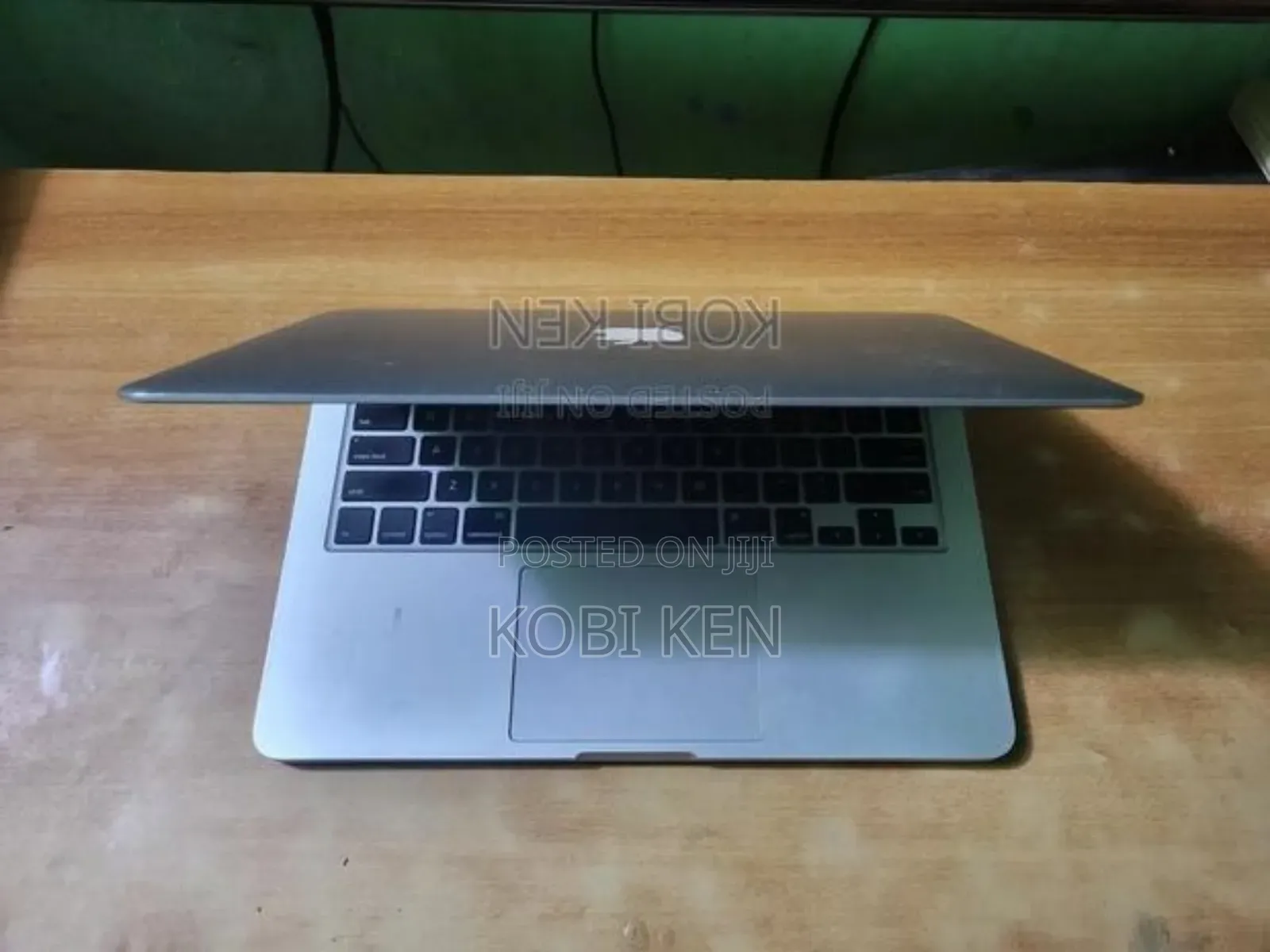 Laptop Apple MacBook Pro 2015 16GB Intel Core i5 SSD 512GB