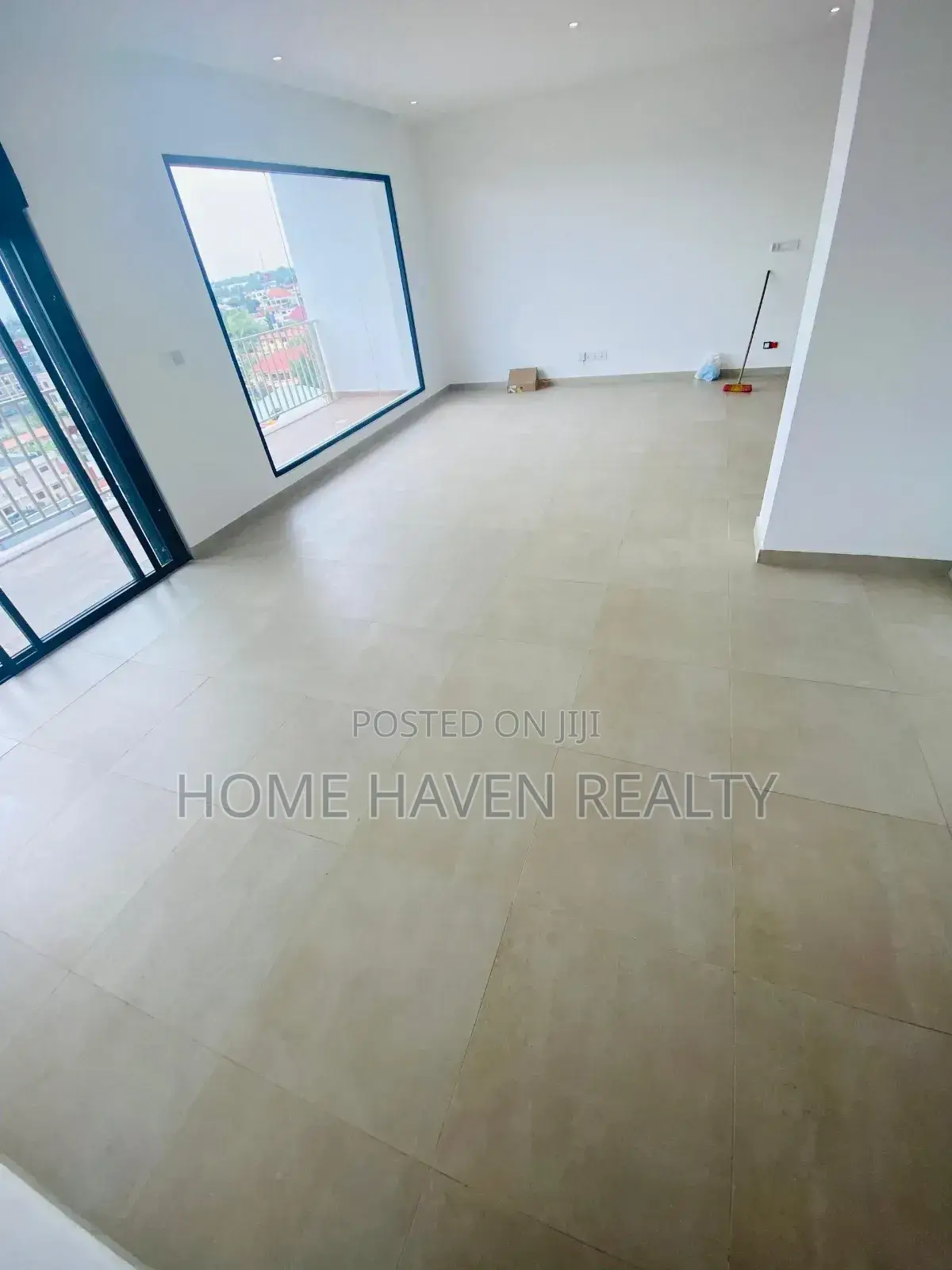 3bdrm Apartment in Dzorwulu for rent