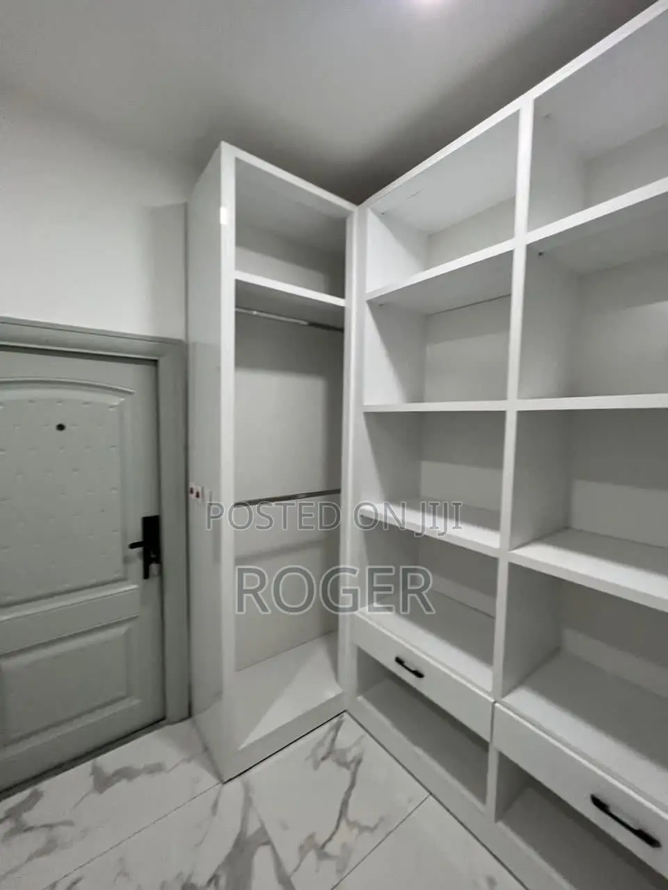 5bdrm House in Achimota Mile 7 for sale